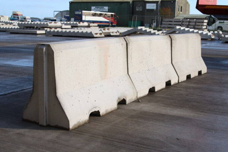 Traffic Barriers - Atlas Concrete